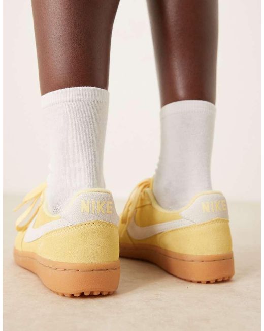 Nike Natural Field General Trainers