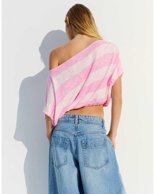 Maglia Asimmetrica A Righe di Bershka in Pink