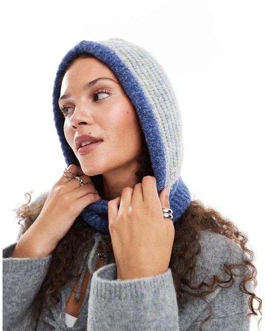Cappuccio di Glamorous in Blue
