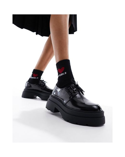 Zapatos wallabee s con suela gruesa London Rebel de color Black