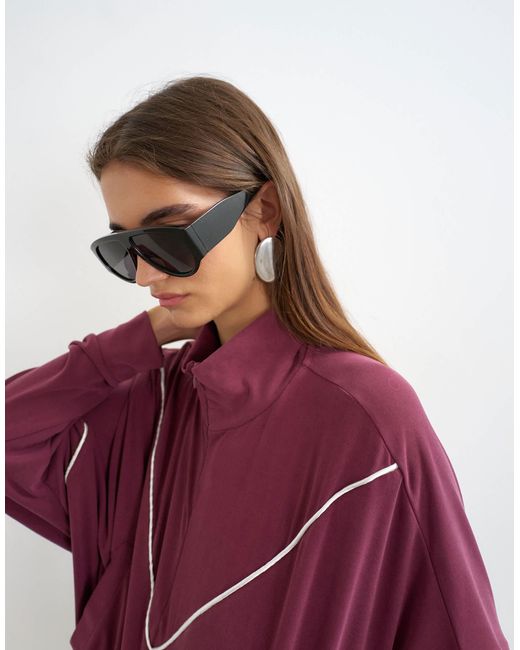 Top sporty à demi-zip avec passepoil coordonné en bordeaux TOPSHOP en coloris Red