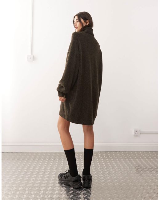 Weekday Natural – mini-pulloverkleid aus strick