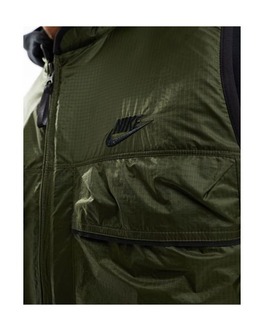 Chaleco verde utilitario tech fleece Nike de hombre de color Green