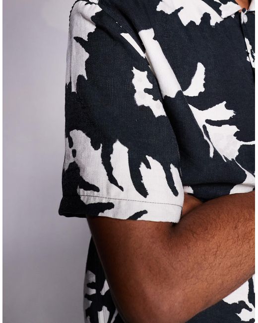 Bershka Blue Textured Printed Shirt for men