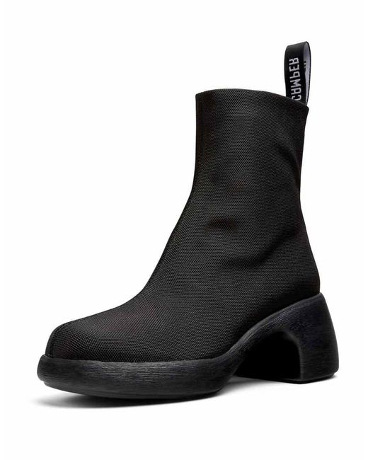 Thelma Ii di Camper in Black
