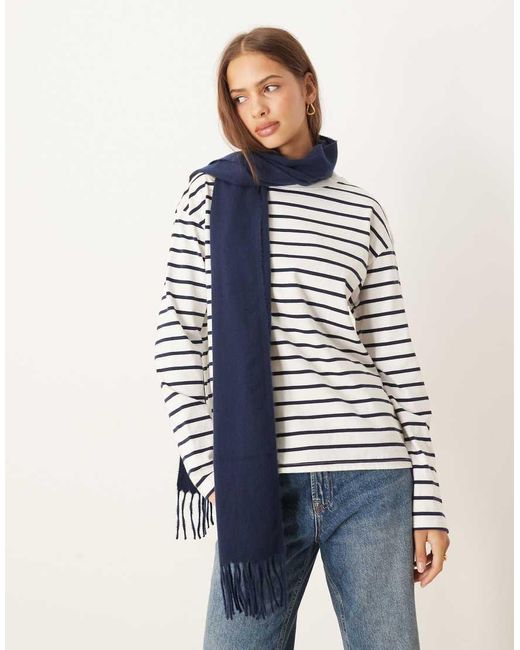 Sciarpa Con Frange di ASOS in Blue
