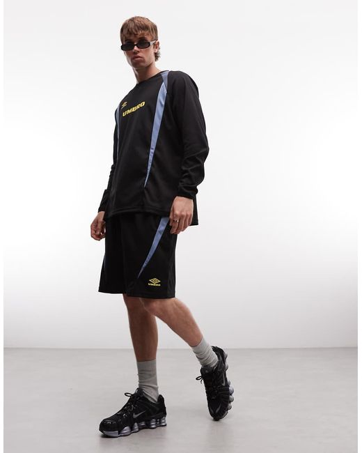 Umbro Black Panelled Oversized Short for men
