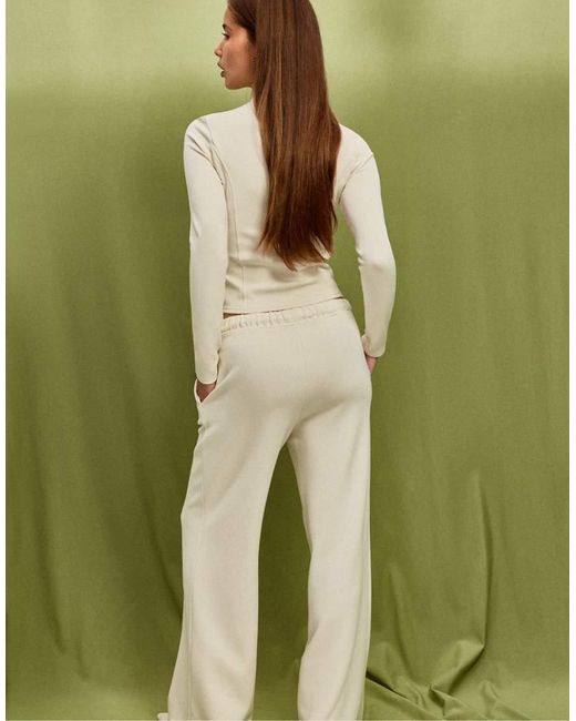 Stradivarius Green Petite Soft-touch Wide-leg jogger Trousers With Front Seam Detail