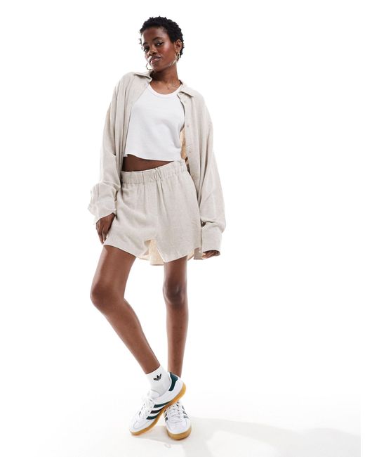 Weekday White – ava – shorts aus leinenmix
