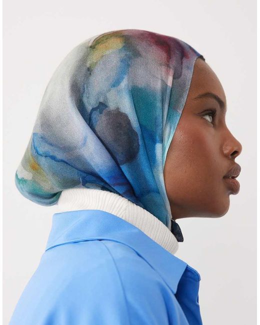Iyal Blue Light Weight Headscarf