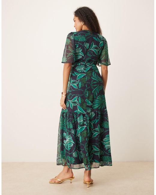 Hope & Ivy Green Flutter Sleeve Maxi Wrap Dress