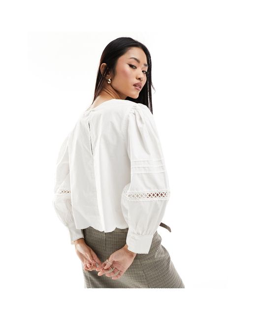 Alissa - blouse courte en coton et broderie anglaise French Connection en coloris White