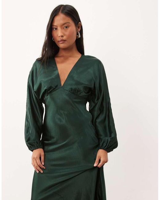Nobody's Child Petite Green Allura Satin Balloon Sleeve Plunge Neck Maxi Dress