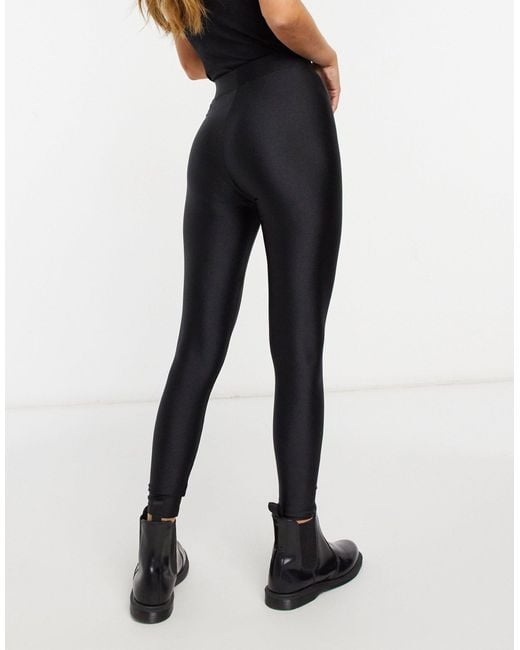 Leggings lucidi neri di Pull&Bear in Nero | Lyst