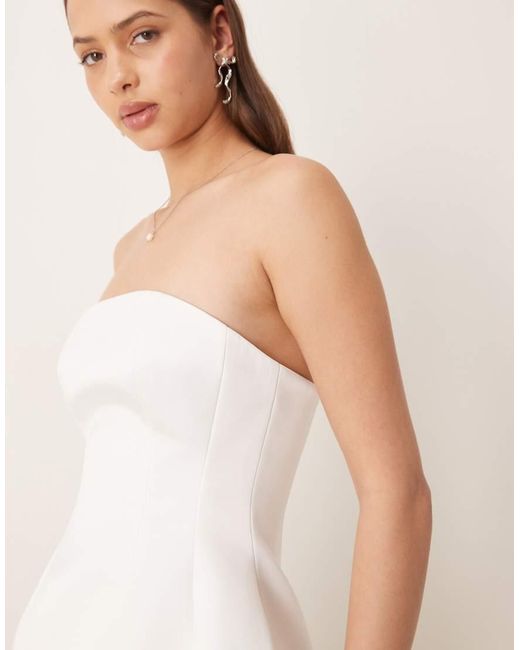 ASOS Premium in het White