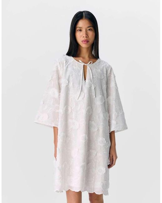 Vestido Corto De Object de color White