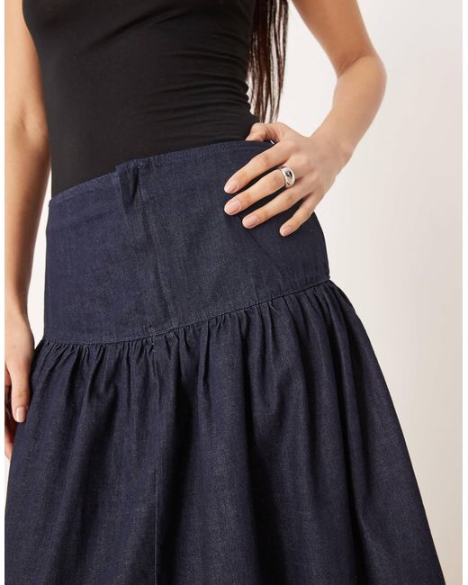 Jupe longue en denim à taille basse ASOS en coloris Blue