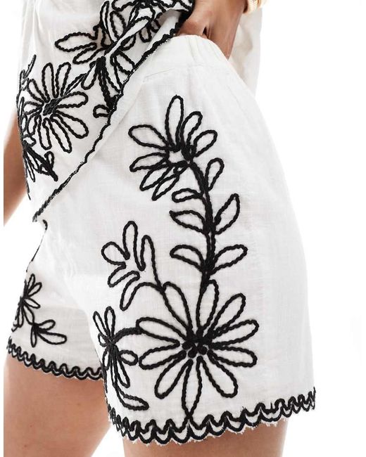 New Look White Co-ord Embroidered Floral Short