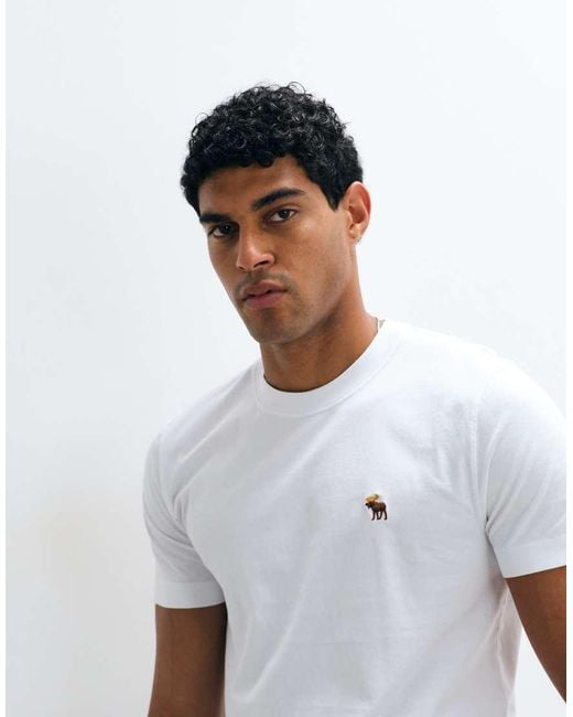 Abercrombie & Fitch Red Slim Fit Icon Logo T-Shirt for men