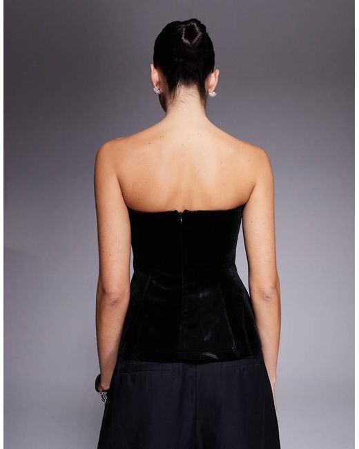 New Look Fluwelen Bandeau-Top Met Siersteentjes in het Gray