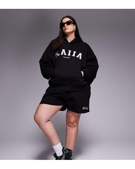 Plus di Kaiia in Black