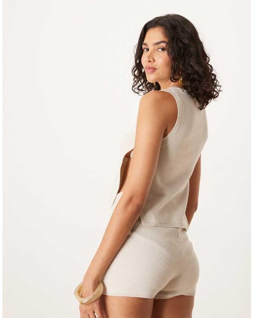 Camiseta Sin Mangas Con Lazadas Laterales De Punto De Mezcla De Lino De (Parte De Un Conjunto)-Neutro ASOS de color White