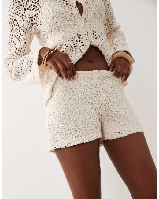 Gina Tricot Natural Co-Ord Knitted Crochet Shorts