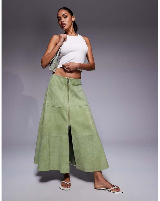 Falda De Tubo Midi Con Cremallera En La Parte Delantera De Ante Auténtico De ASOS de color Green
