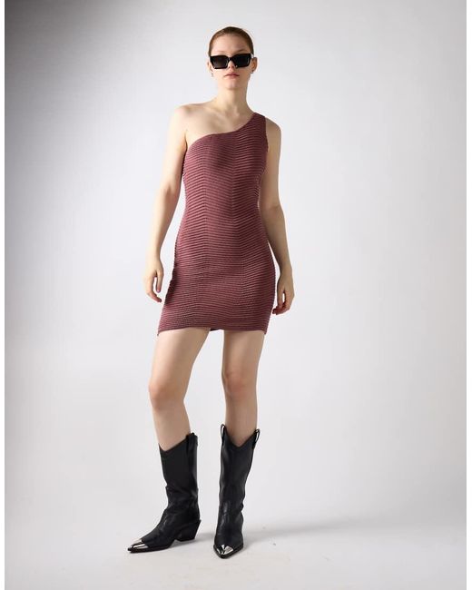 Glamorous Textured-Knit Midi-Dress