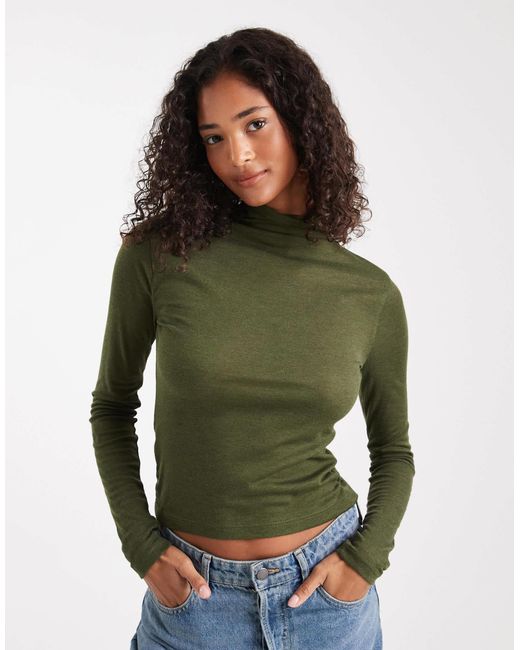 Top manches longues en fine maille à col montant - olive Miss Selfridge en coloris Green