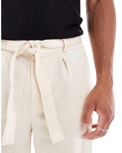 Pantaloni Oversize Affusolati Effetto Lino Con Cintura di ASOS in White da Uomo