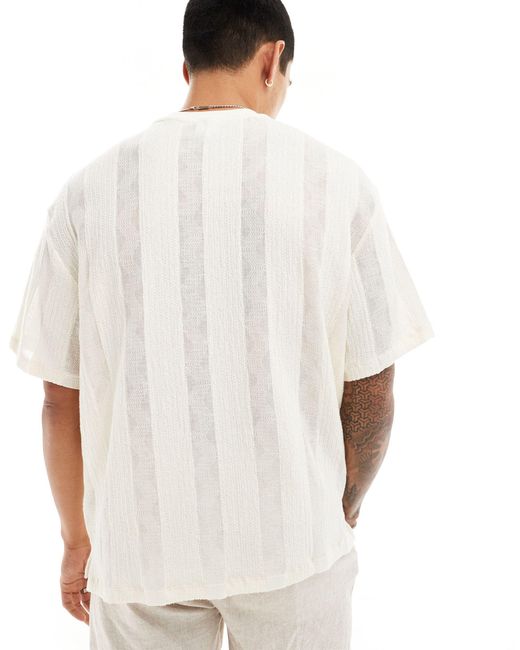 T-shirt bianca testurizzata a righe di Bershka in White da Uomo