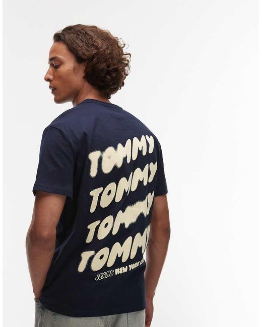 Camiseta Azul Marino Y Amarillo Con Estampado Trasero Efecto Burbuja De Tommy Hilfiger de hombre de color White