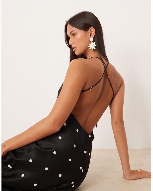 Robe longue en satin à pois avec surpiqûres ASOS en coloris Multicolor