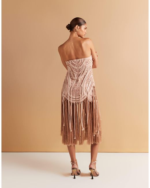 Robe bandeau courte et ornementée avec ourlet à franges - bronze ASOS en coloris Natural