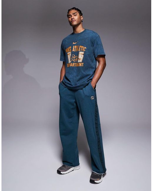 Nike Blue Gym Heritage Graphic T-Shirt for men