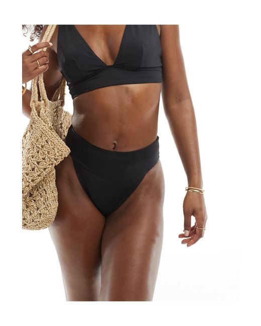 Maya - mix and match - slip bikini a vita alta ultra sgambati neri con fascia ampia di ASOS in Black