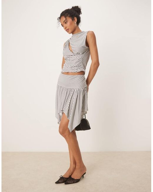 ASOS Midi-Rok Met Zakdoekzoom in het Natural