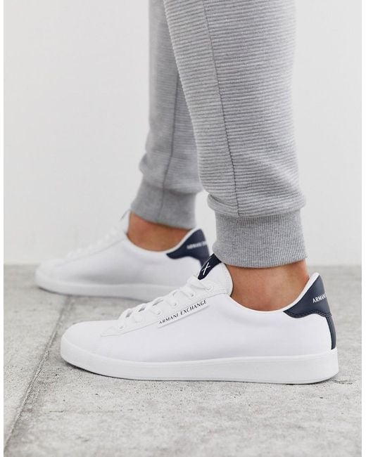 Armani Exchange Weiße Sneaker mit marineblauem Besatz in Weiß für Herren |  Lyst DE