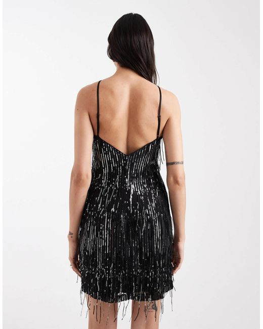 Robe courte ornée ONLY en coloris Black