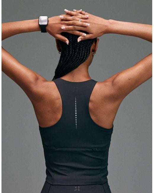 4505 Black Premium Internal Support Running Vest With Bonded Seams And Zip Phone Pocket
