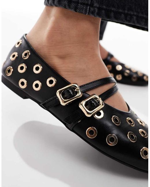 Merceditas Negras Con Dos Correas Y Tachuelas Landon De ASOS de color Black