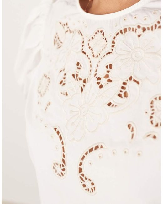 Glamorous White Embroidered Boxy Blouse With Pull Sleeves