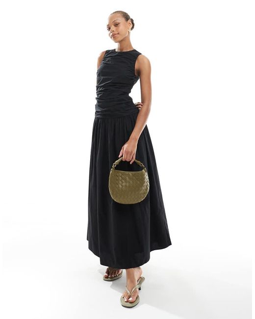 4th & Reckless Mouwloze Poplin Maxi-Jurk Met Rimpeleffect En Verlaagde Taille in het White