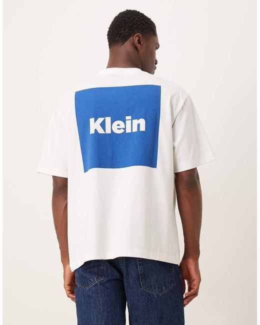 Camiseta Blanca Y Azul Con Gráfico De Recuadro De Calvin Klein de hombre de color Blue
