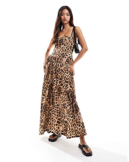 Robe mi longue ample a encolure carree avec ourlet a godets et imprime leopard ASOS Lyst