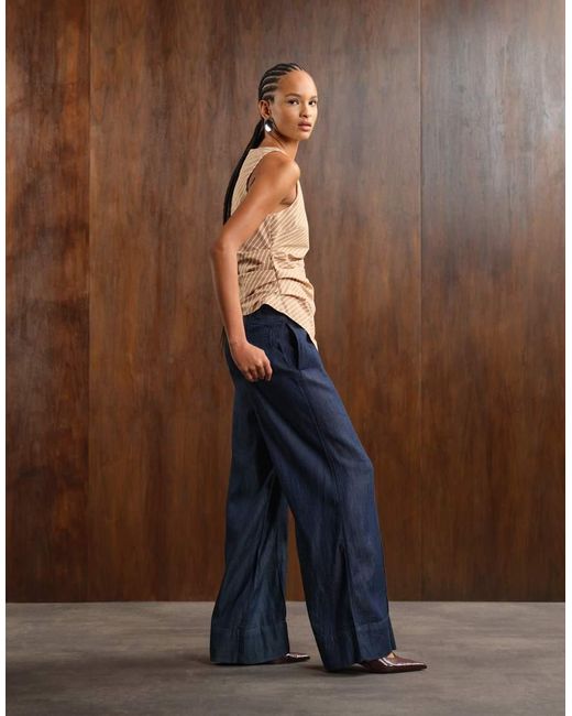 Pantalones Azules Con Pinzas Delanteras De Tejido Efecto Denim De (Parte De Un Conjunto) Mango de color Brown