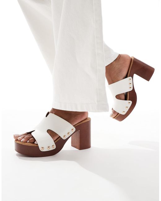 SEQWL White Mule Sandals