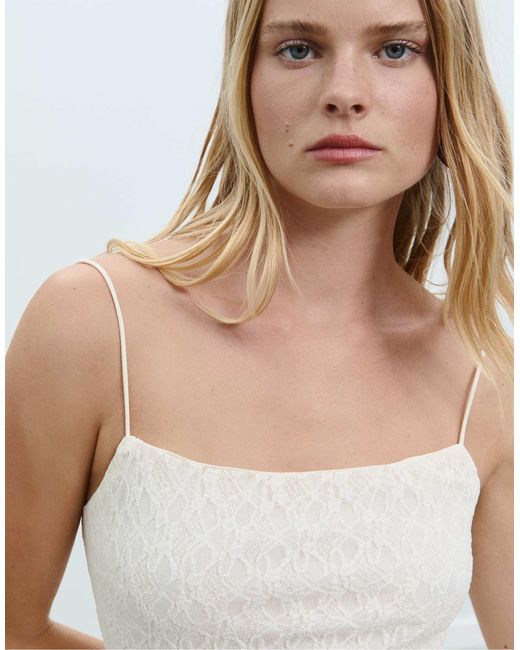 Robe longue en dentelle à bretelles - vanille Stradivarius en coloris White