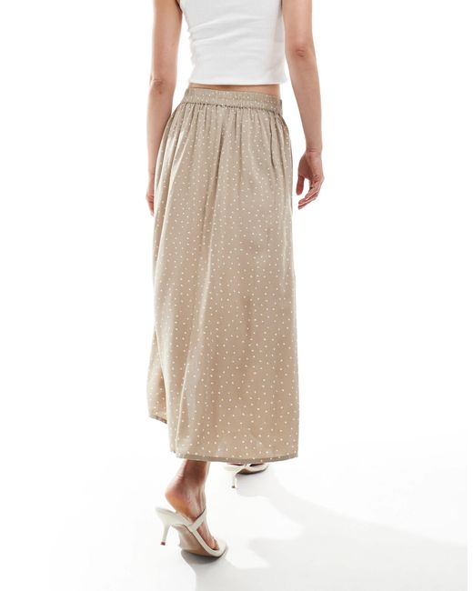 Pieces Natural – midi-wickelrock geschirr-beige mit punkten